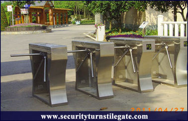 TCP / IP / RFID بوابة الفولاذ المقاوم للصدأ الباب الدوار ترايبود مع نظام التذاكر للمناظر الطبيعية